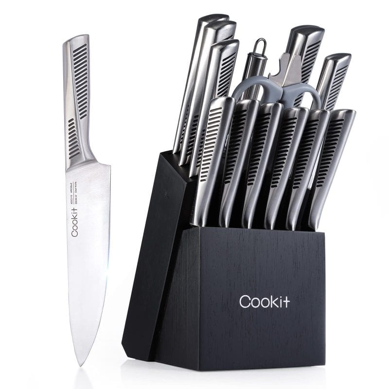 15-piece kitchen knife block close-up